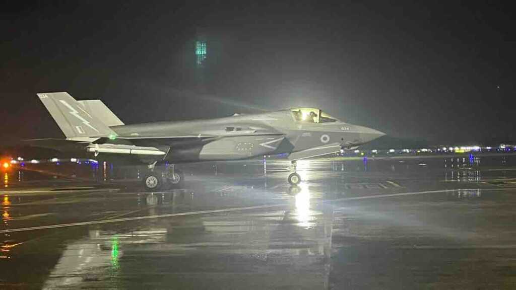 blamaza britanski lovac f 35b zaglavljen u indiji bice rastavljen na komade da bi ga vratili kuci blamaža britanski lovac f 35b zaglavljen u indiji biće rastavljen na komade da bi ga vratili kući!