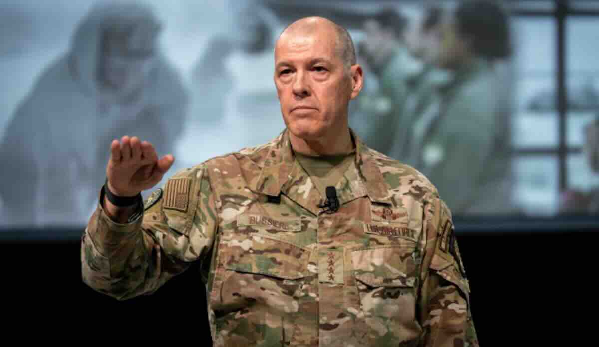 general potpukovnik thomas bussiere