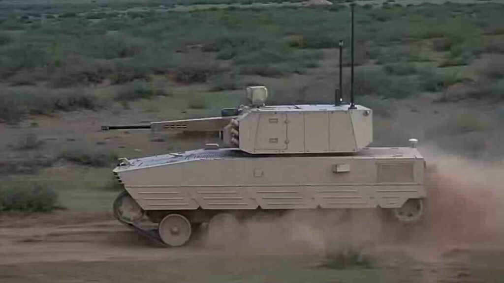 kineska odbrambena kompanija norinco objavila je retki video koji prikazuje testiranje novog guseničnog besposadnog borbenog vozila vu‑t10