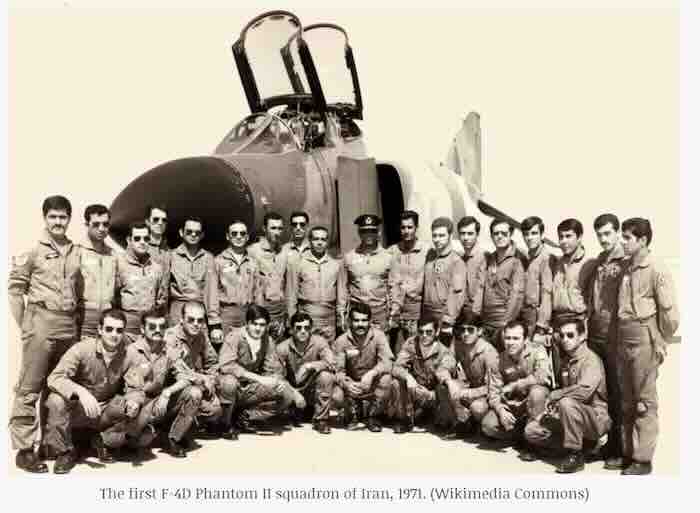 posada prve eskadrile koja je dobila f 4 fantom ii posada prve eskadrile koja je dobila f 4 fantom ii