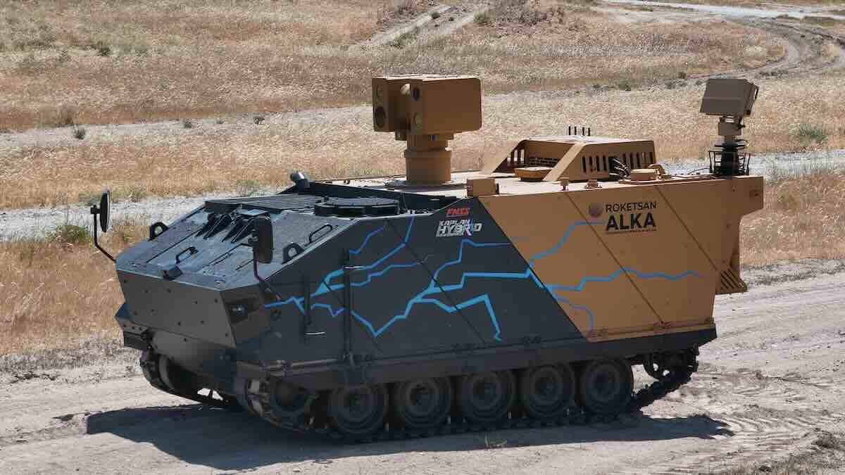 'prvi svetski' tenk sa laserom turski alka‑kaplan prži dronove u letu i ometa ih elektromagnetno