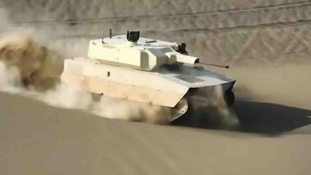 vu‑t10 kina predstavila prvo robotizovano borbeno vozilo pešadije na svetu – sa ili bez posade na prvoj liniji