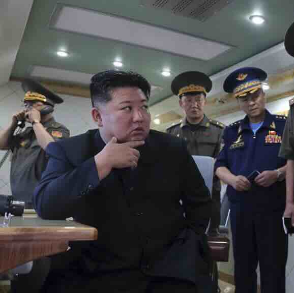 kim nadzire testiranja