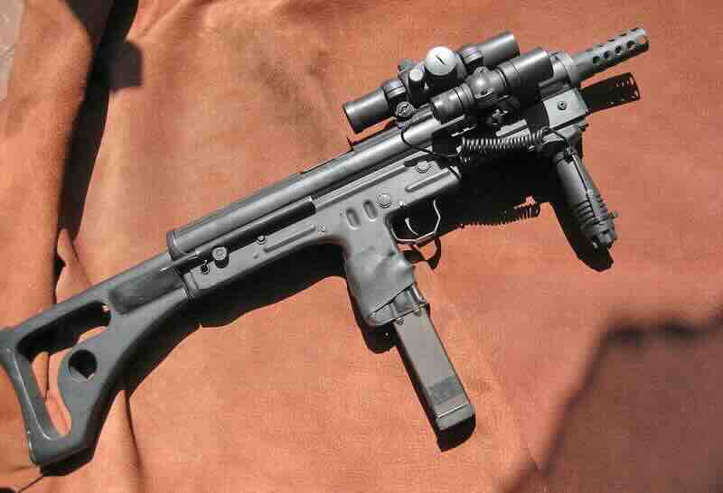 modernizovan s prednjom ruckom plasti cnim kundakom i pomocnim sredstvima modernizovan, s prednjom ruckom, plasti čnim kundakom i pomoćnim sredstvima