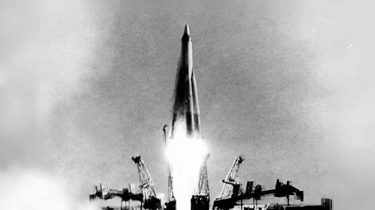 prva interkontinentalna raketa na svetu, r 7 „semjorka“