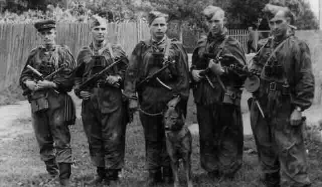 poterna grupa smerša pred akciju