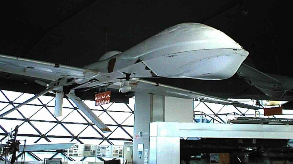 general atomics mq 1 predator u muzeju vazduhoplovstva u beogradu