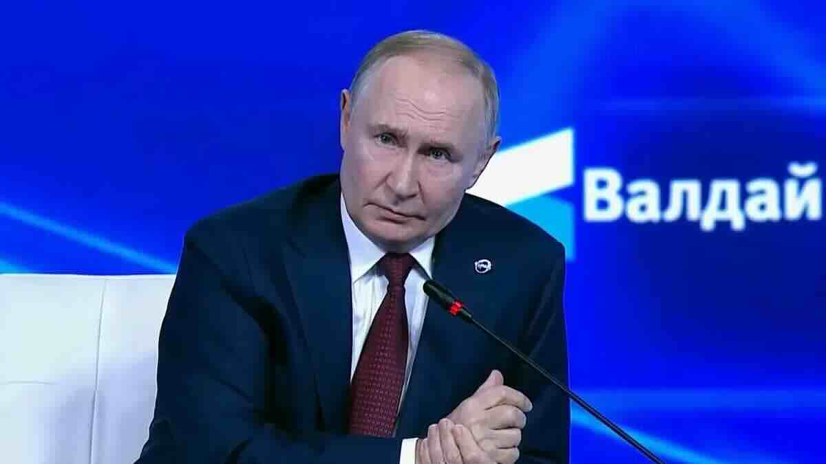 putin tokom plenarnog zasedanja međunarodnog diskusionog kluba valdaj u sankt peterburgu putin tokom plenarnog zasedanja međunarodnog diskusionog kluba valdaj u sankt peterburgu