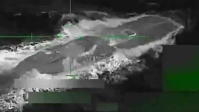 sad potopile podmornicu i napale brod povezan sa eln, a tramp dodaje „predsenik kolumbije je narko bos“