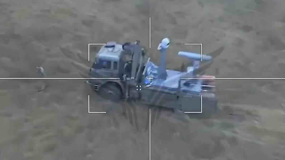 „lancet“ protiv „hydre“ ruska kamikaza uništila retki ukrajinski apkws lovac na dronove [video]