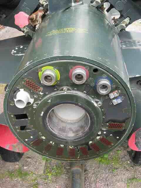 DETALJI KONTEKTORA ZADNJEG DELA RAKETE