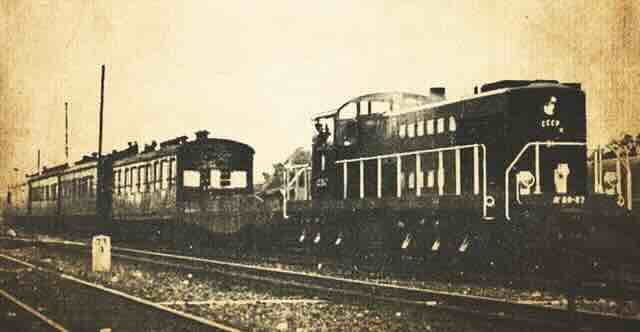 Kompozicija s americkom lokomotivom iz lendliza Kompozicija s američkom lokomotivom iz lendliza