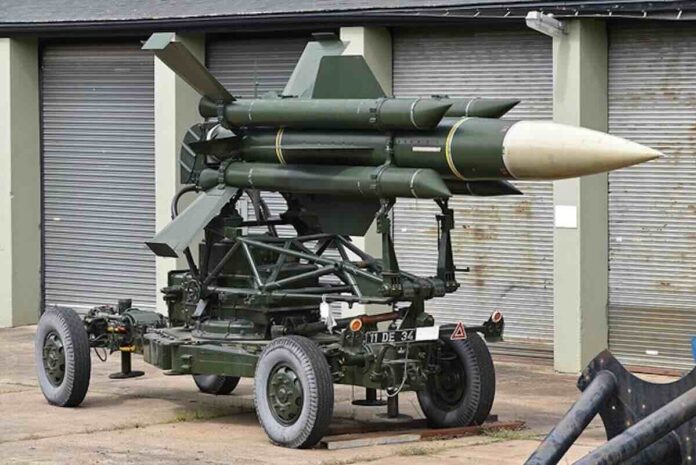 RAKETA U MUZEJU DUNFORD