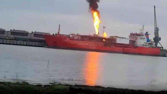 Ruski dron pogodio ukrajinski LNG brod sa turskom zastavom na Dunavu Ruski dron pogodio ukrajinski LNG brod sa turskom zastavom na Dunavu