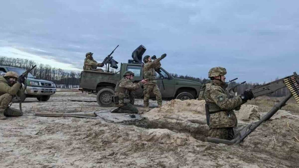 ukrajinske mobilne pvo jedinice pucaju u nebo ukrajinske mobilne pvo jedinice pucaju u nebo