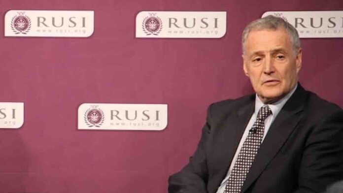 Majkl Klark (RUSI) Majkl Klark (RUSI)