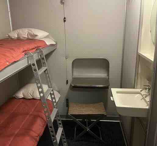 ekonomik klasa ekonomik klasa