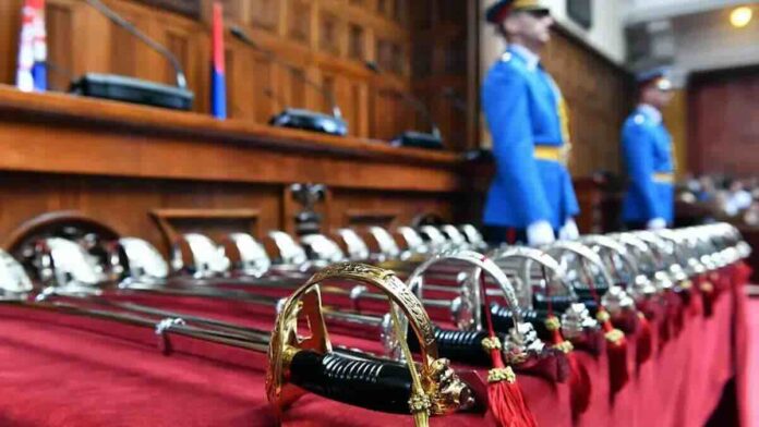 Ceremonijalna sablja pravila, tradicija i vojni protokol