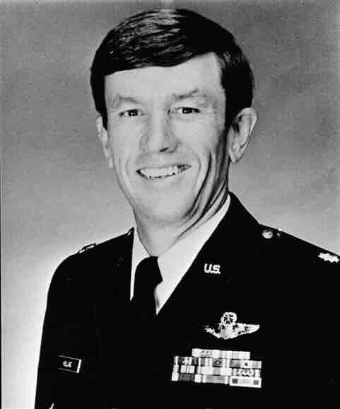 Kontroverzni pilot Arthur 'Bud' Holland