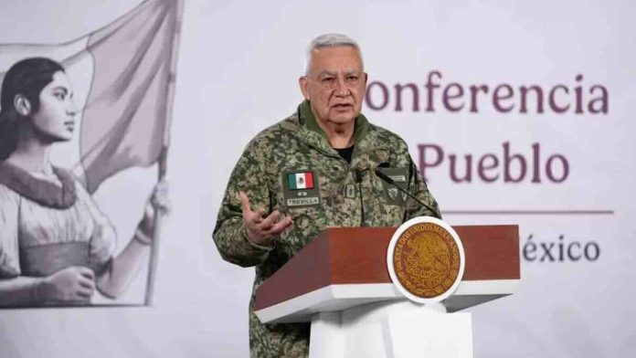 Ministar odbrane Meksika Rikardo Treviljo Treho