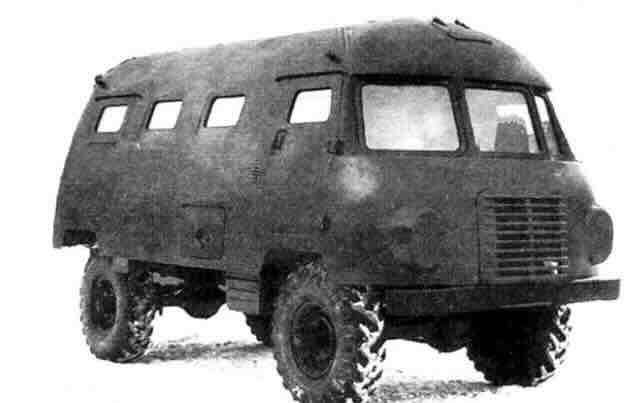 Desna strana ulaz za posadu