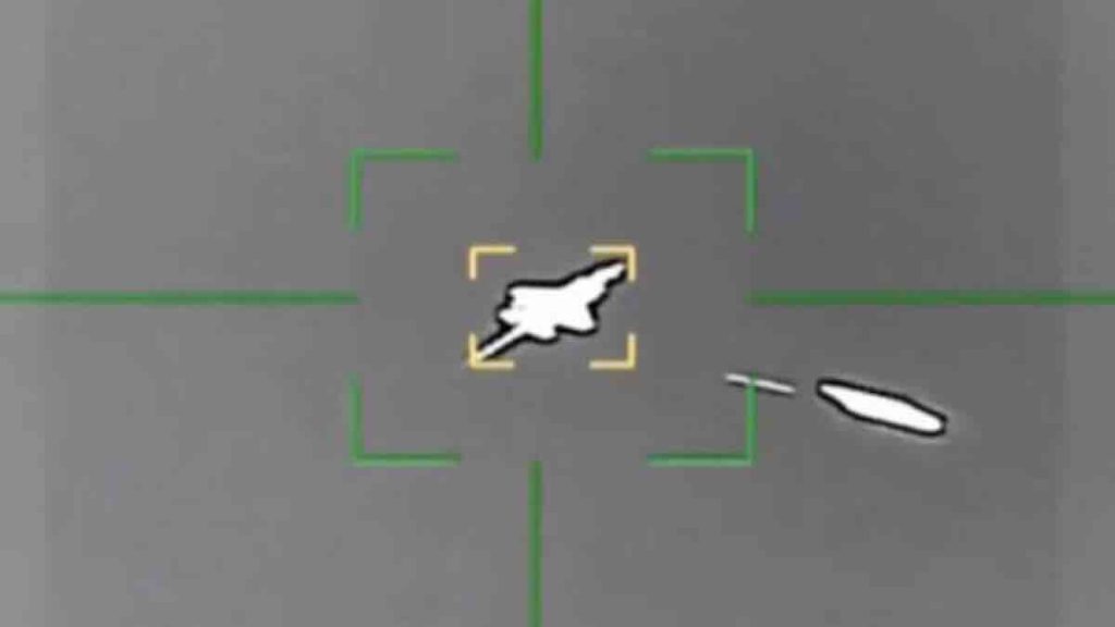 F 35 pogođen iznad Irana odstaje van borbe, pilot ranjen