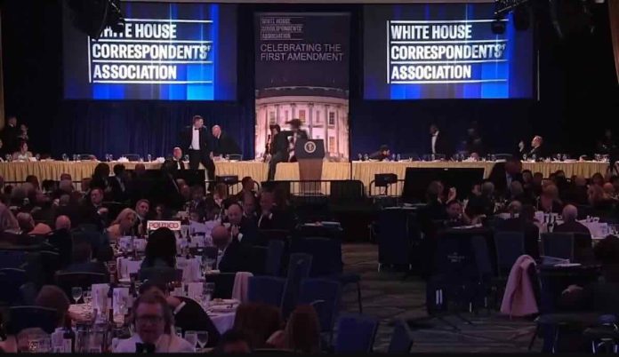 Pucnjava na večeri dopisnika Bele kuće