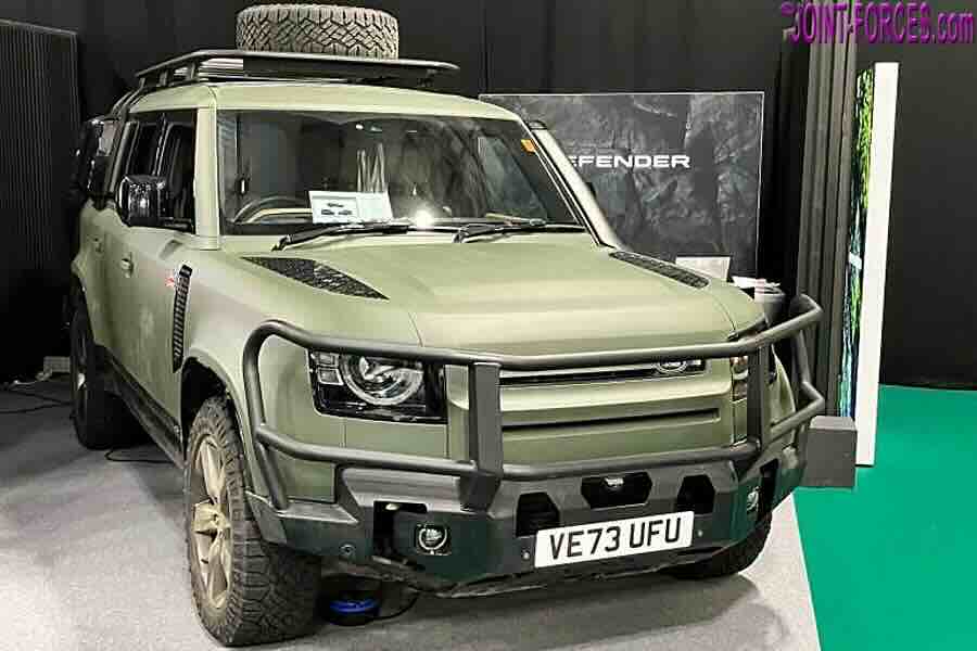 JLR Defender JLR Defender