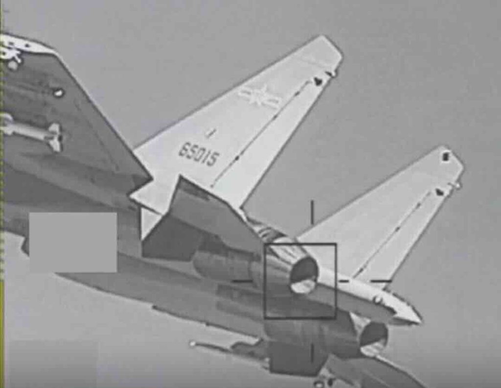 Tajvanski F 16V uhvatio kineski J 16 u infracrvenom nisanu Tajvanski F 16V uhvatio kineski J 16 u infracrvenom nišanu