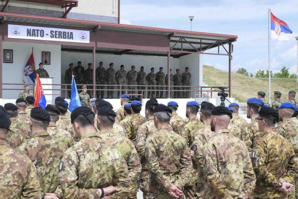 Vojska Srbije i NATO vežbaju kod Bujanovca