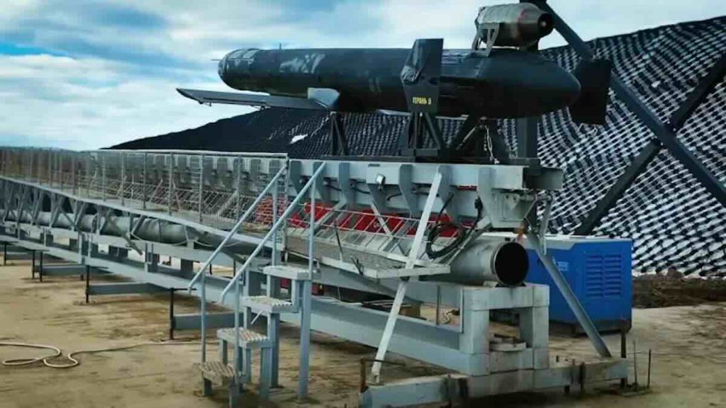 dron raketa Geranj 5