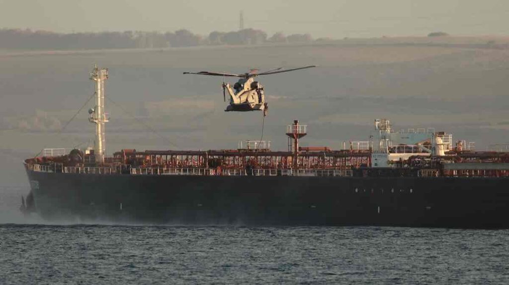 Britanija zaplenila tanker iz ruske „flote u senci Britanija zaplenila tanker iz ruske „flote u senci“