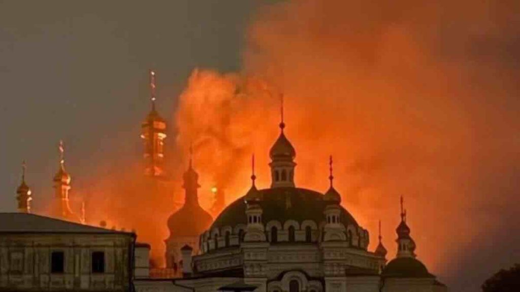 Noc eksplozija u Kijevu Noć eksplozija u Kijevu