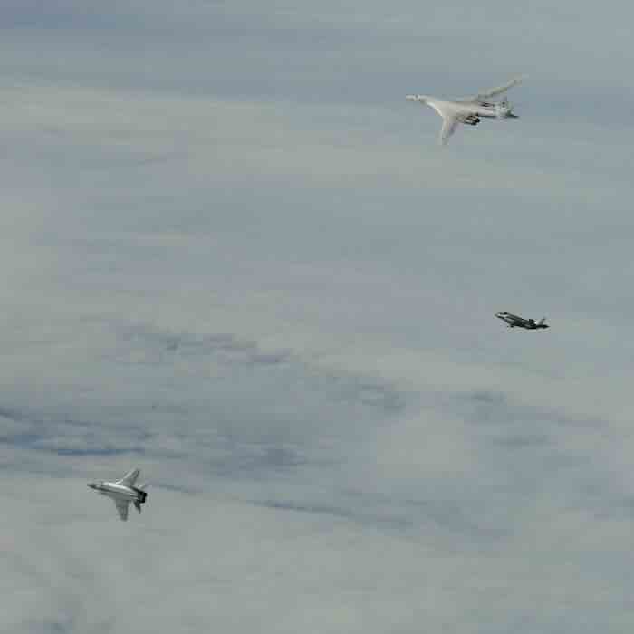 Norveški F-35 tokom „presretanja“ Tu-160 i MiG-31 iznad Norveškog i Barencovog mora