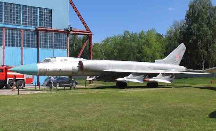 Tu 128 najblizi saborac Tu-128 najbliži saborac