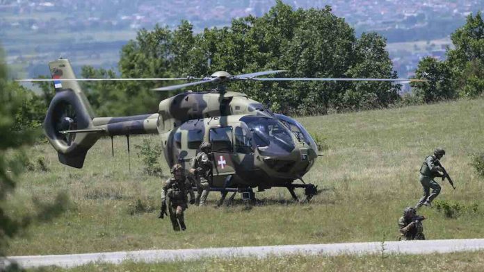 Vojska Srbije sa 10 partnerskih zemalja na „Platinastom vuku 26“ Vojska Srbije sa 10 partnerskih zemalja na „Platinastom vuku 26“