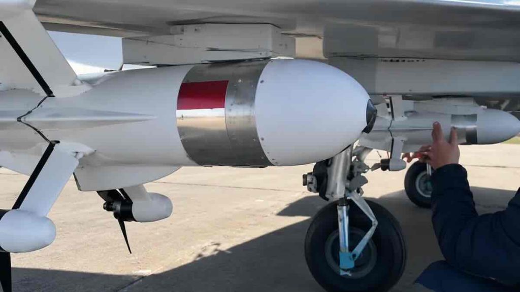 Rusija pretvara Jak 52 i An 2 u lovce na dronove Cetiri presretaca pod krilima komandni centar u vazduhu Rusija pretvara Jak-52 i An-2 u lovce na dronove- Četiri presretača pod krilima, komandni centar u vazduhu
