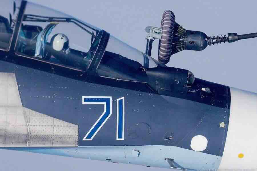 Su-30SM2 dopuna goriva u letu