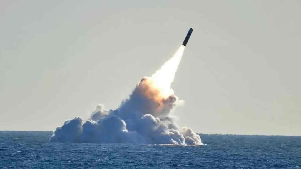 lansiranje rakete JL 3 lansiranje rakete JL-3