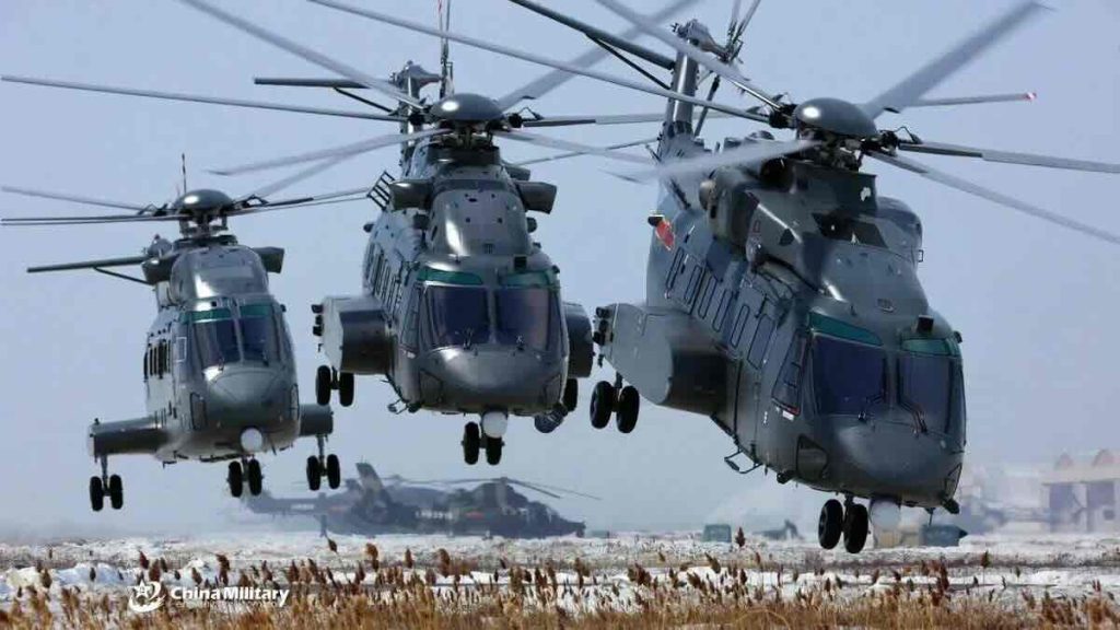 Dva Z 8L i jedan Z 18A Dva Z-8L i jedan Z-18A