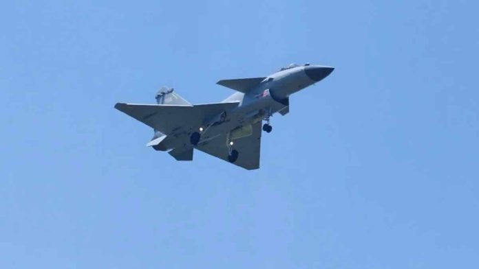 Lovac J-10 Lovac J-10