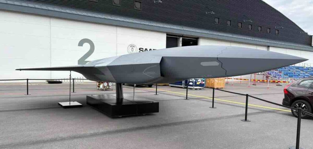 Saab pokazao „lojalnog pratioca Gripena 1 Saab pokazao „lojalnog pratioca“ Gripena