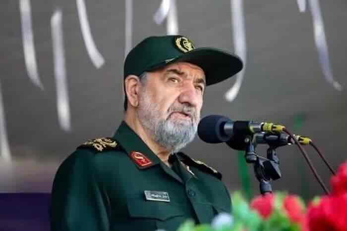 Sekretar iranskog Vrhovnog saveta nacionalne bezbednosti Mohsen Rezaei Sekretar iranskog Vrhovnog saveta nacionalne bezbednosti Mohsen Rezaei