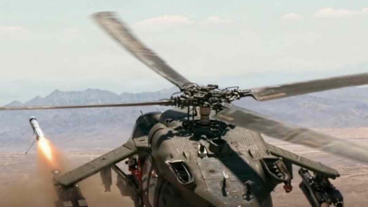 UH 60M Black Hawk lansira projektil UH-60M Black Hawk lansira projektil