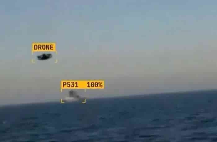 danski besposadni camac snima rusku korvetu i dron danski besposadni čamac snima rusku korvetu i dron