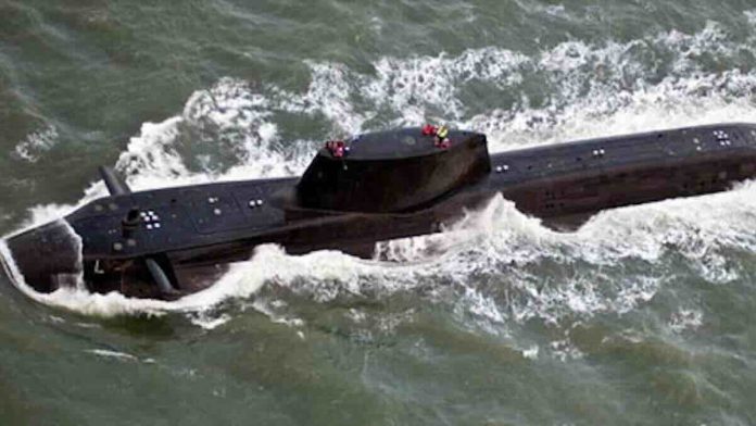 Britanska podmornica HMS Astute istoimene klase
