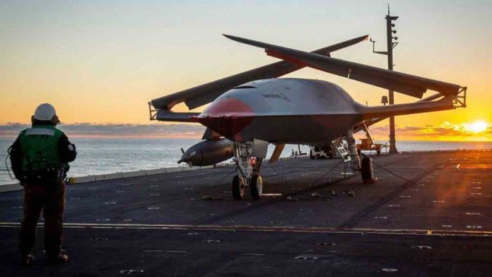 Dron za dopunu goriva u letu MQ-25 Stingray