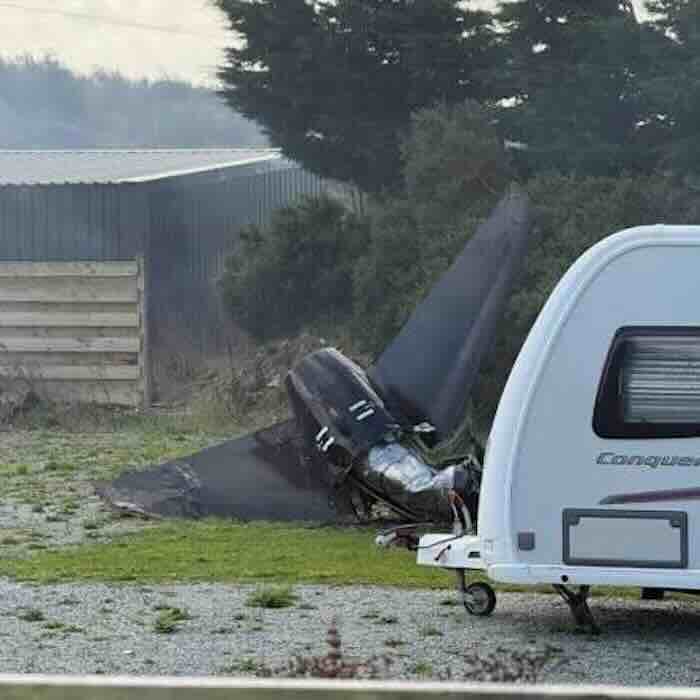RAF Hawk T2 srusio se odmah posle poletanja RAF Hawk T2 srušio se odmah posle poletanja