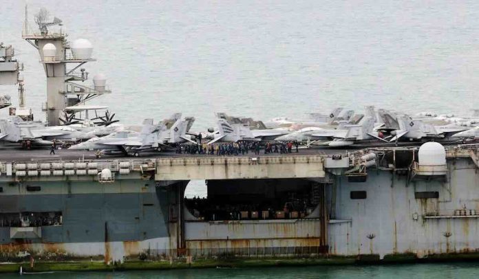 USS Abraham Linkoln posle 286 dana rata protiv Irana USS Abraham Linkoln posle 286 dana rata protiv Irana