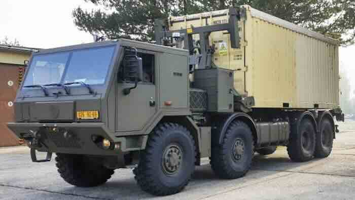 ceska Tatra T 815 7 nosi ukrajinski sistem Koral češka Tatra T-815-7 nosi ukrajinski sistem Koral